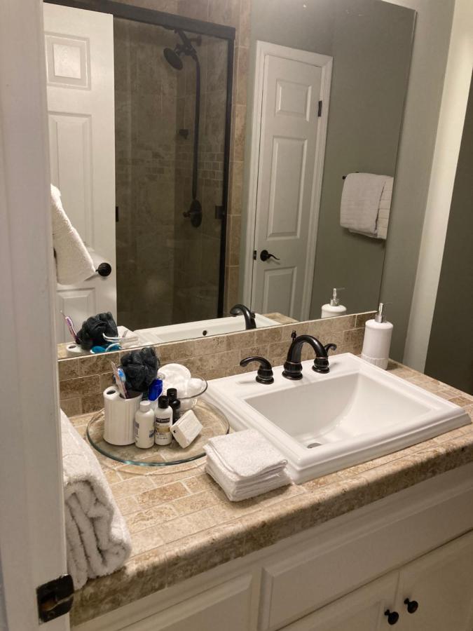 Spacious 3 Bedroom 2 Bath Condo Close To Five-Points In Athens Eksteriør bilde